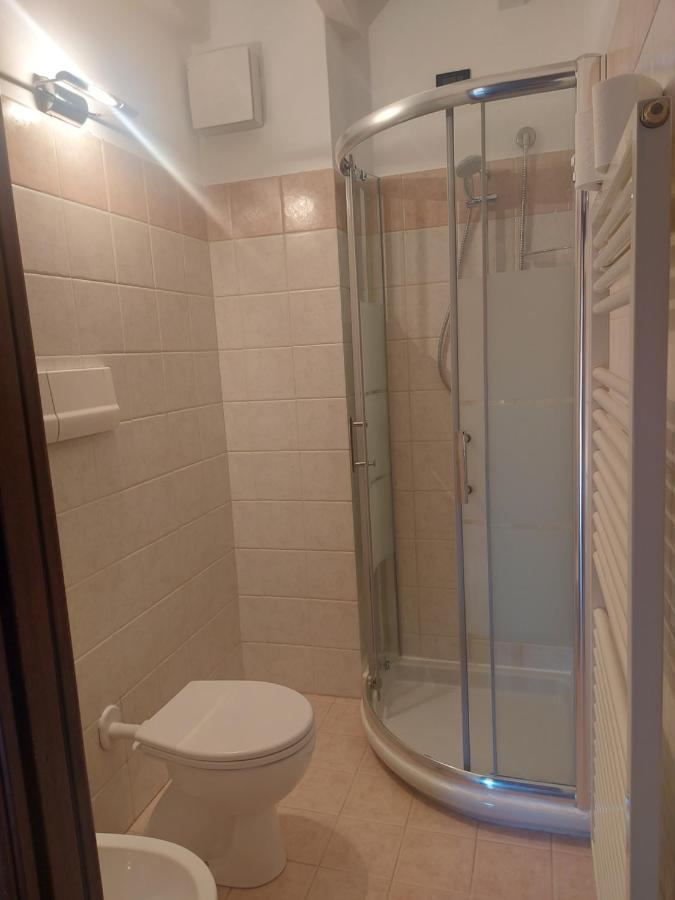 Loft Centro Storico Leilighet Sarnico Eksteriør bilde